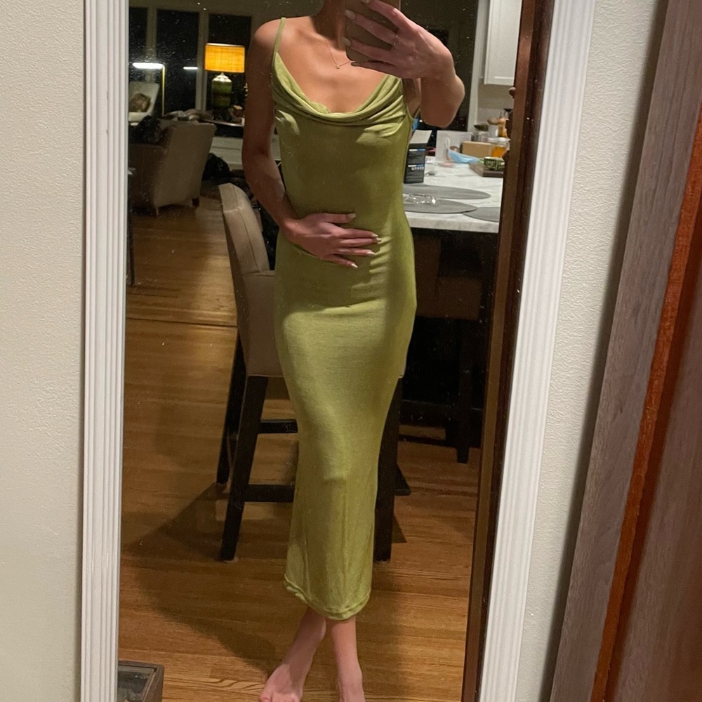 Green metallic maxi dress XS